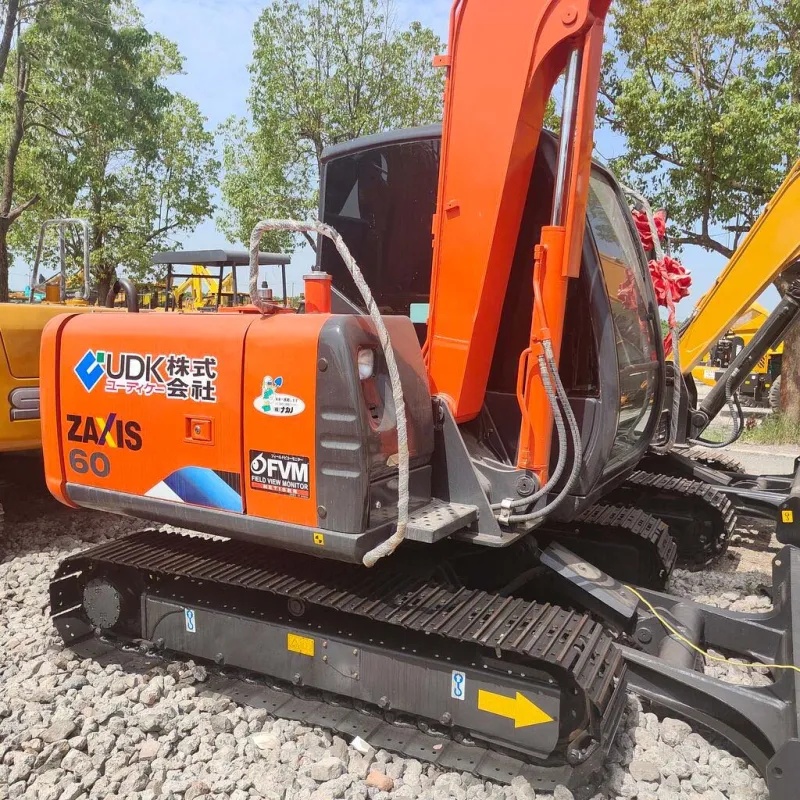 Escavadora Usada Hitachi EX60 ZX60