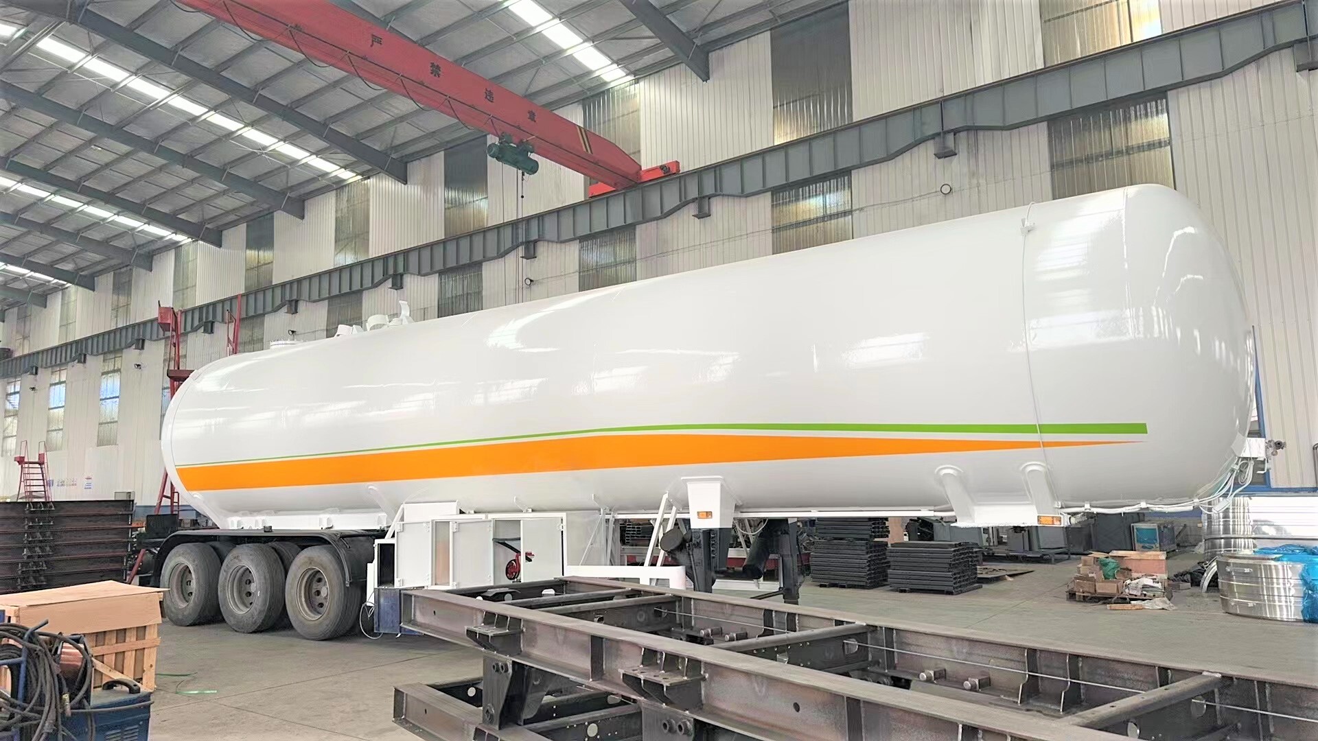 Semi-reboque para transporte de GLP