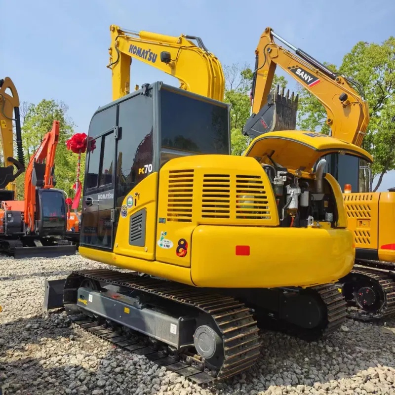 Escavadeira Komatsu PC70 Usada