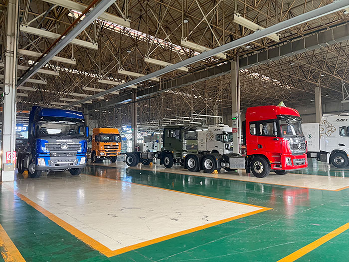 Caminhão Trator Shacman F3000 6x4 Novo