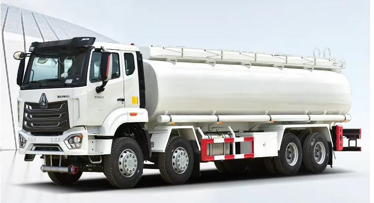Caminhão Tanque Diesel Howo 8x4