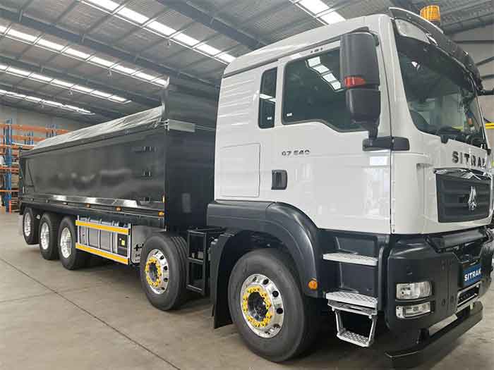 Caminhão Basculante SITRAK G7 540hp 10X4