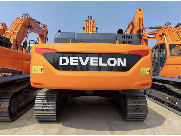 Novo Escavadeira Develon DX360LCA-7B