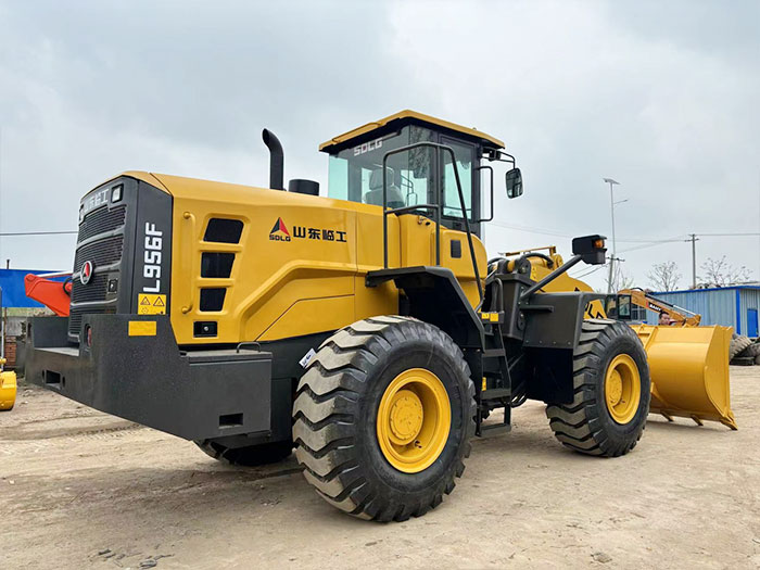Novo carregador de rodas SDLG L956F