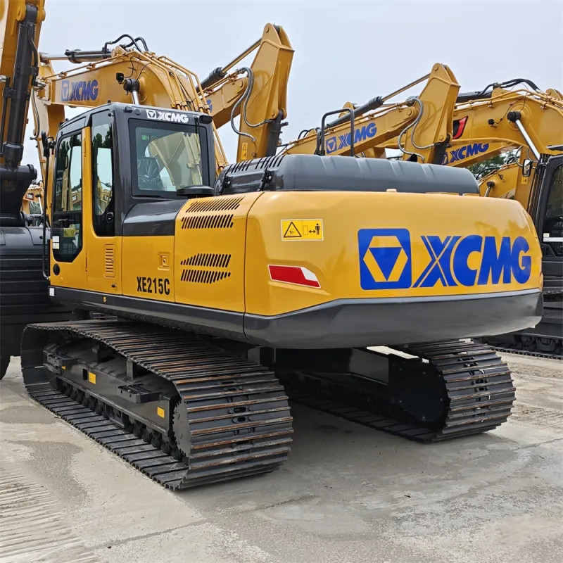 Escavadeira XCMG XE215C Nova