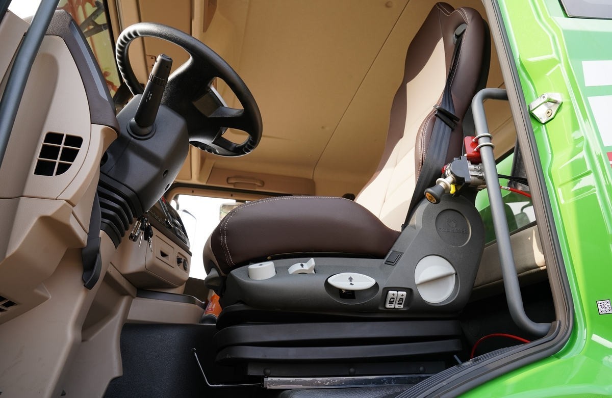 55e3d665c61721e8190d05b789bfc111