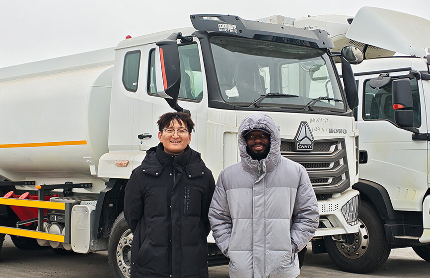 new 8x4 HOWO Oil Tank Truck 