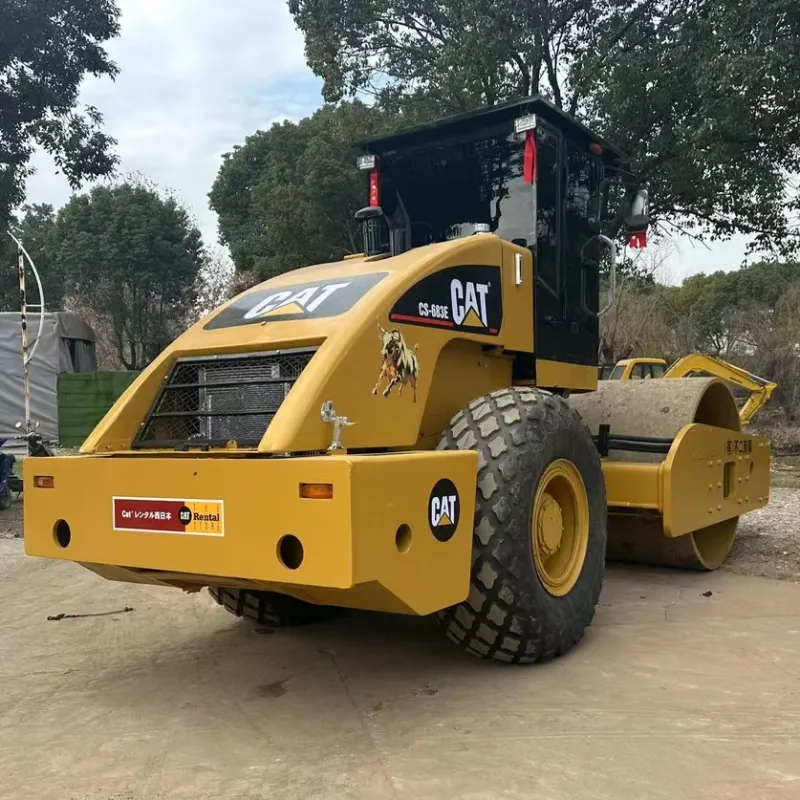 Rolo Compactador CAT CS683E Usado
