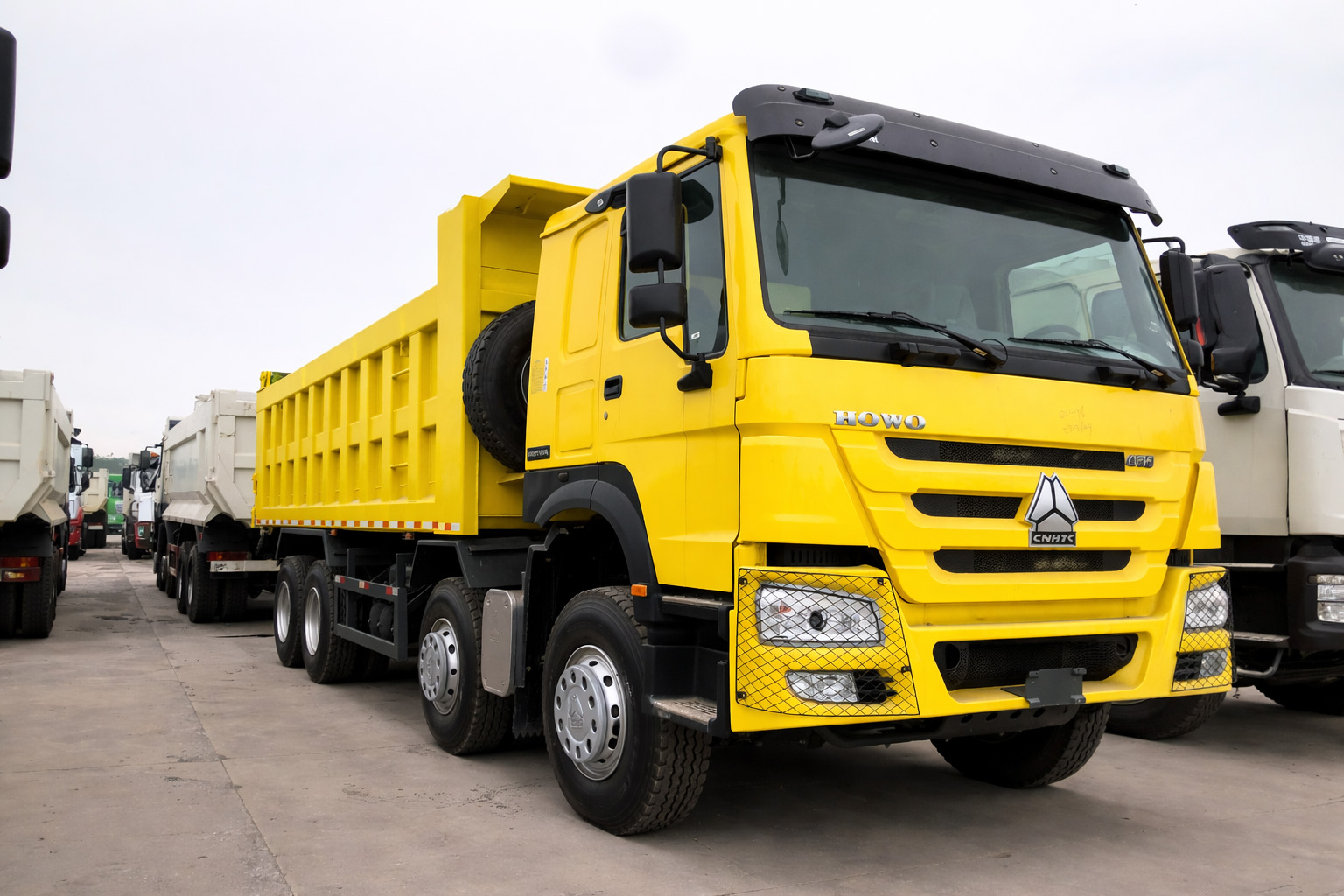 Novo Caminhão Basculante Sinotruk Howo 400hp 8x4