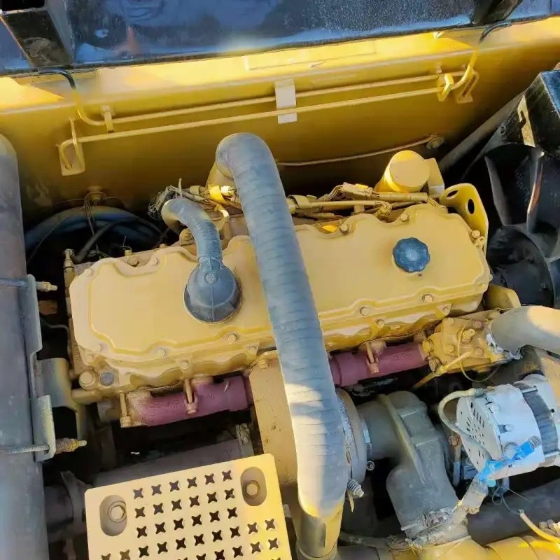 حفارة CAT 325 مستعملة