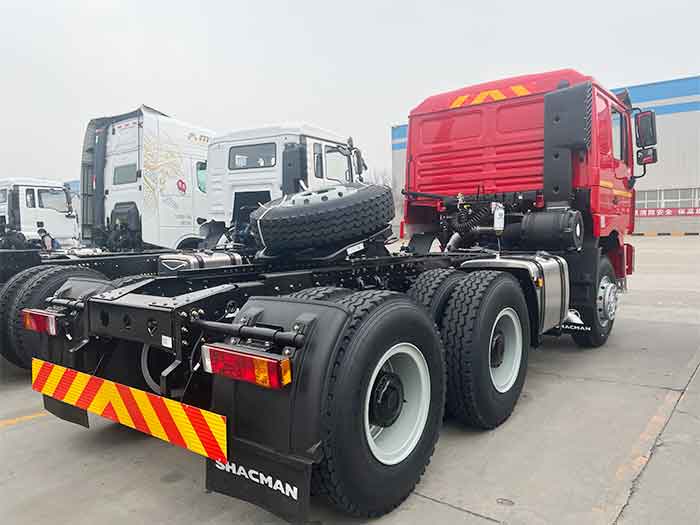 شاحنة جرار شاكمان F3000 6x4 جديدة بالكامل