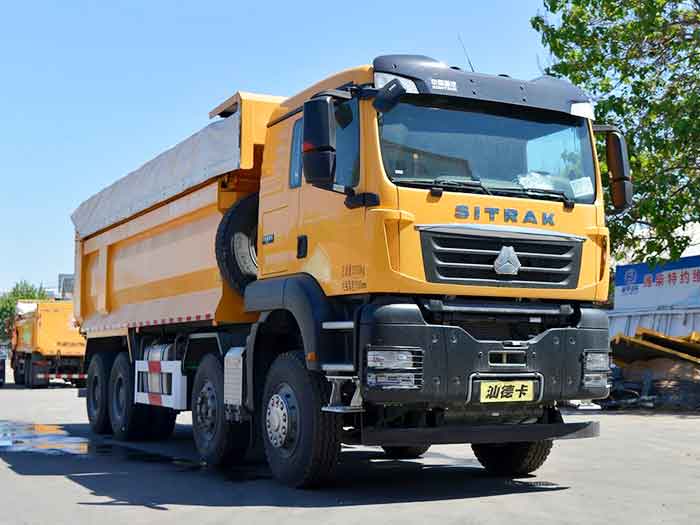 شاحنة تفريغ Sinotruk SITRAK G7W 8X4