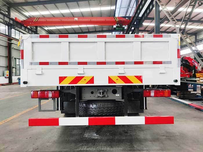 Howo NX Lifting Crane Truck