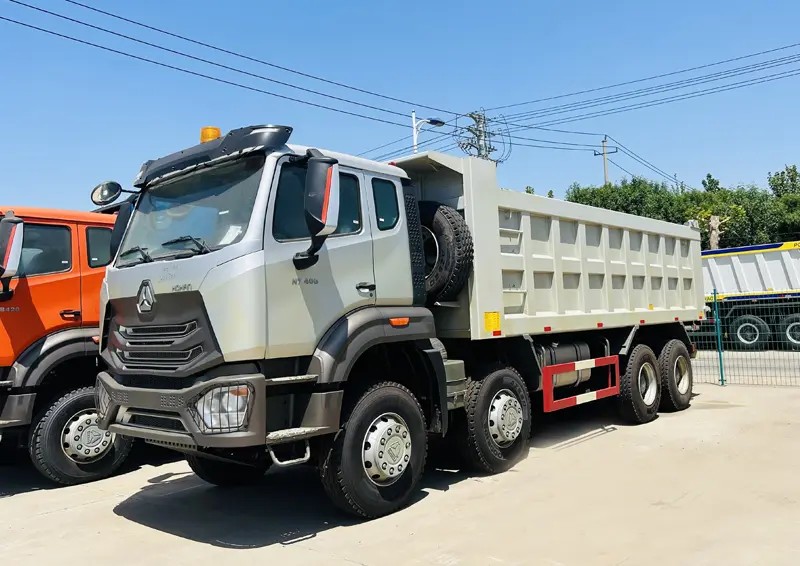 Howo NX 8x4 dump truck 