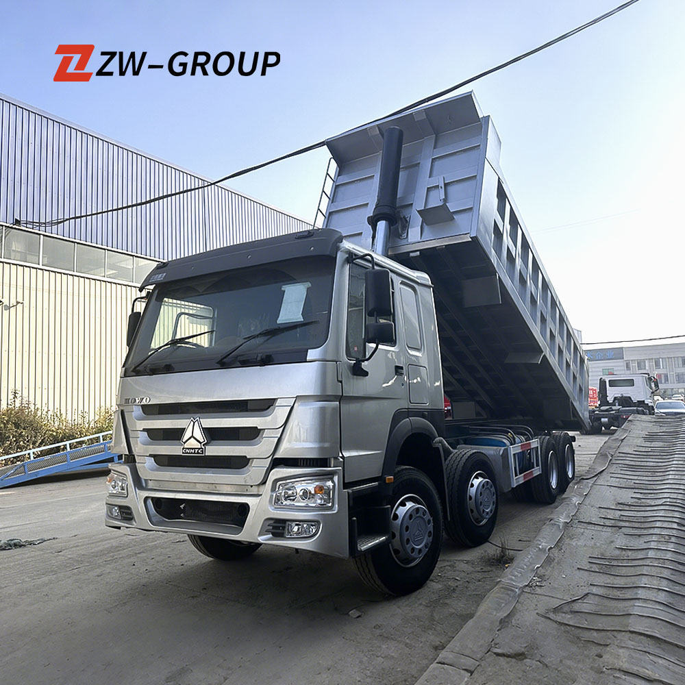 لماذا تُعتبر شاحنة هاوو 8x4 ذات المقطورة الخيار الأمثل للنقل الثقيل؟