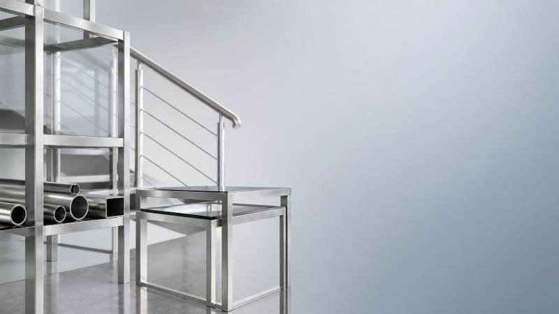 When is 201 stainless steel pipe a practical choice for indoor use?