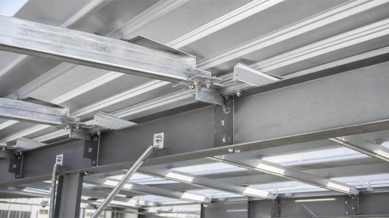 How to size a steel purlin for stable roof support