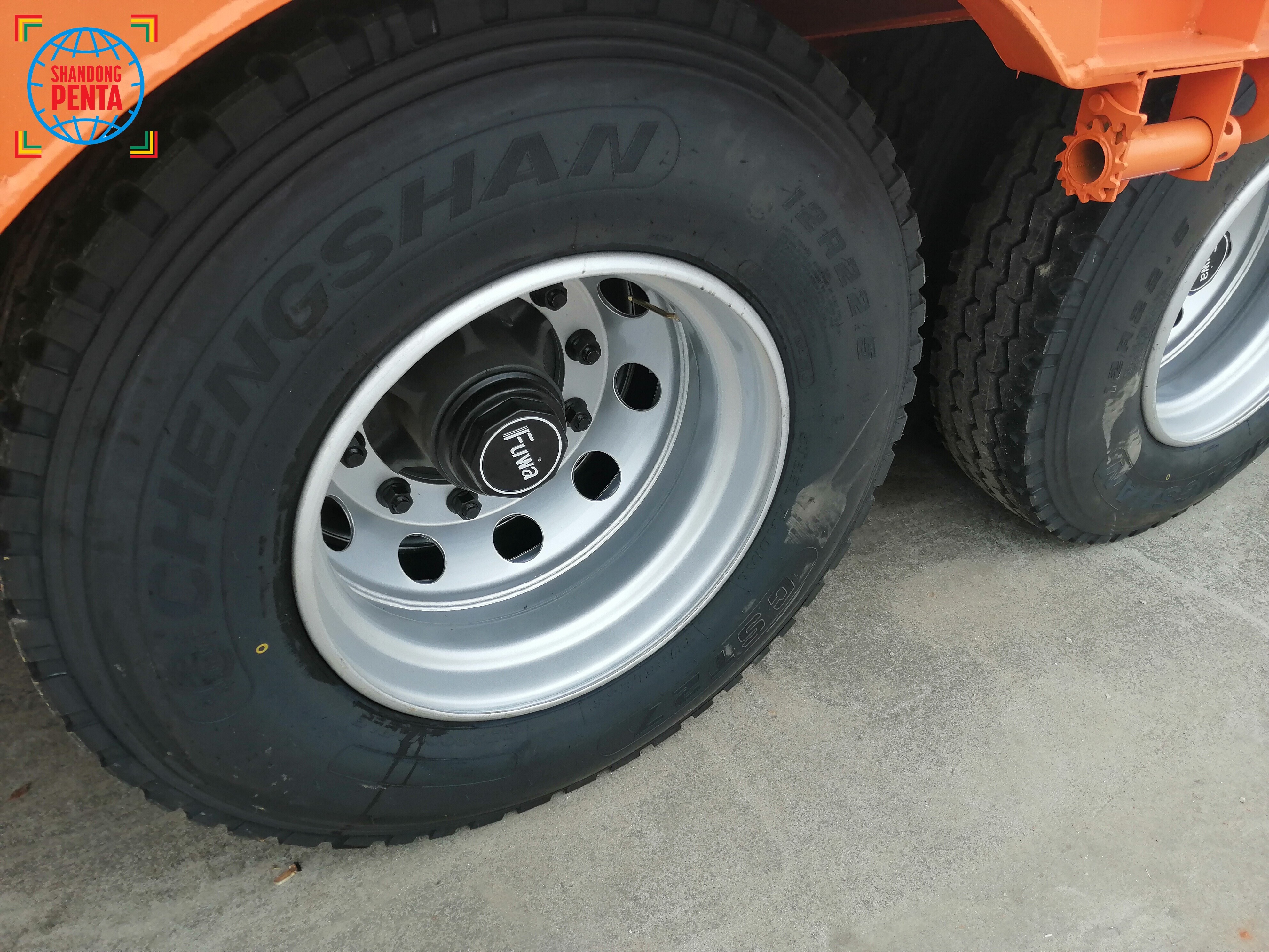 Orange - 3-Axle 16m Low Flatbed Semi-Trailer