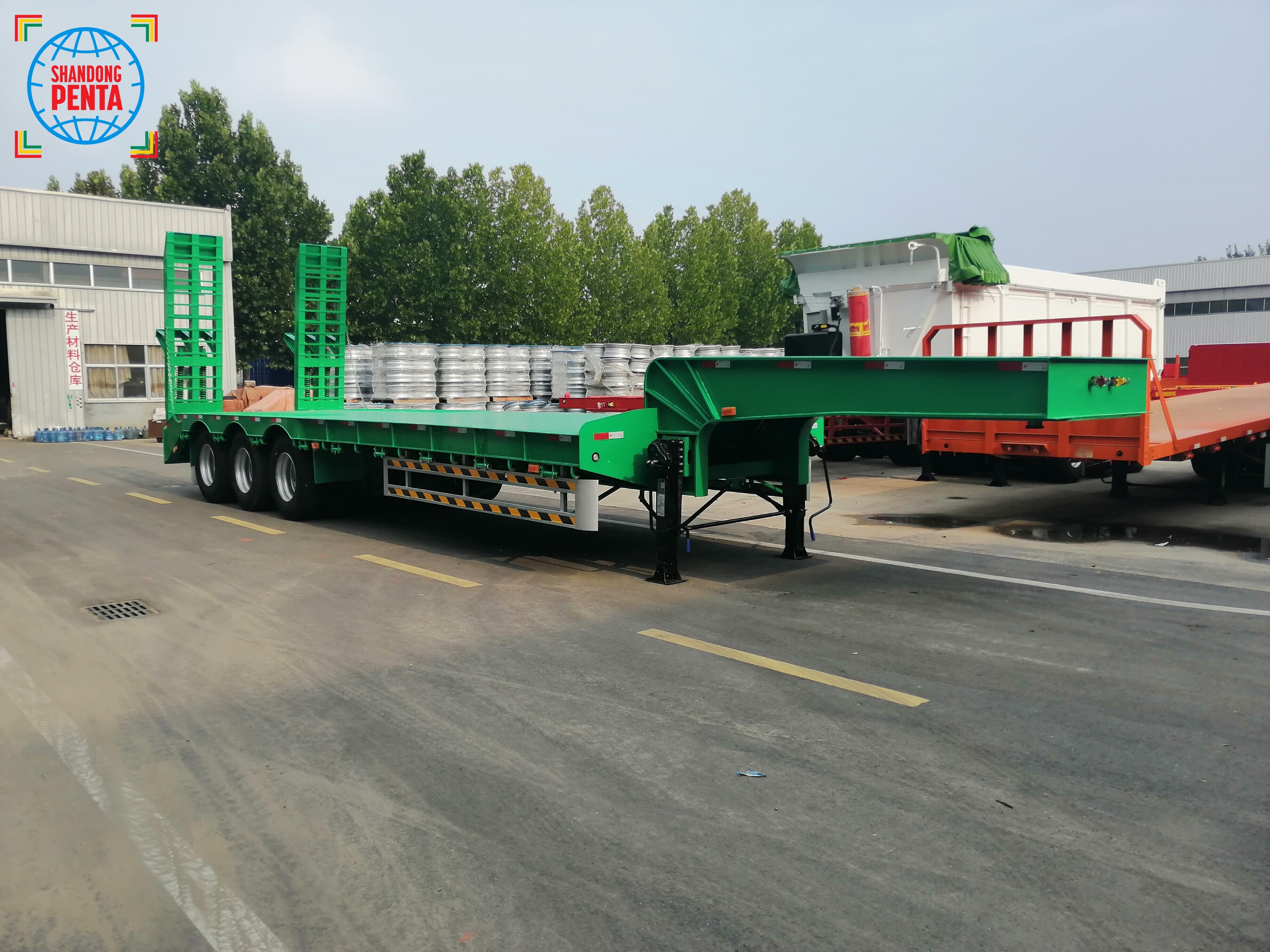 Green- 3-Axle 16m Low Flatbed Semi-Trailer
