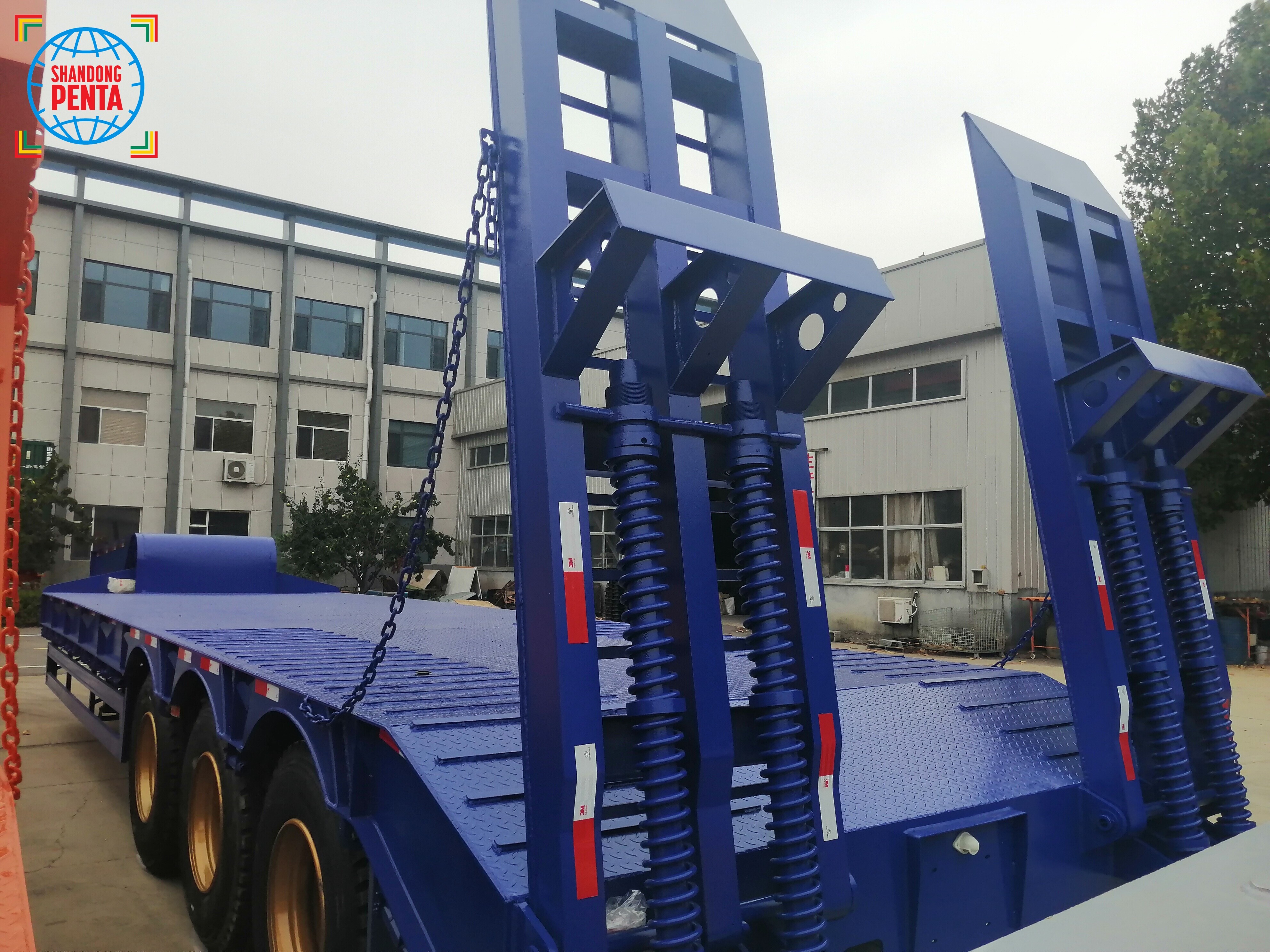  Blue- 3-Axle 16m Low Flatbed Semi-Trailer