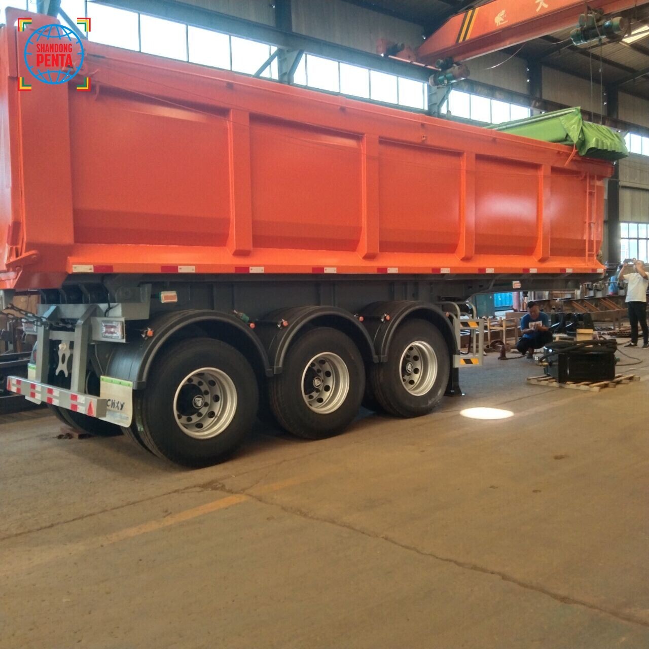 Three-axle Rear-Tilt Self-Unloading