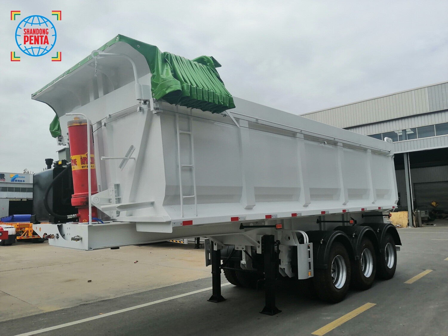 Three-axle Rear-Tilt Self-Unloading