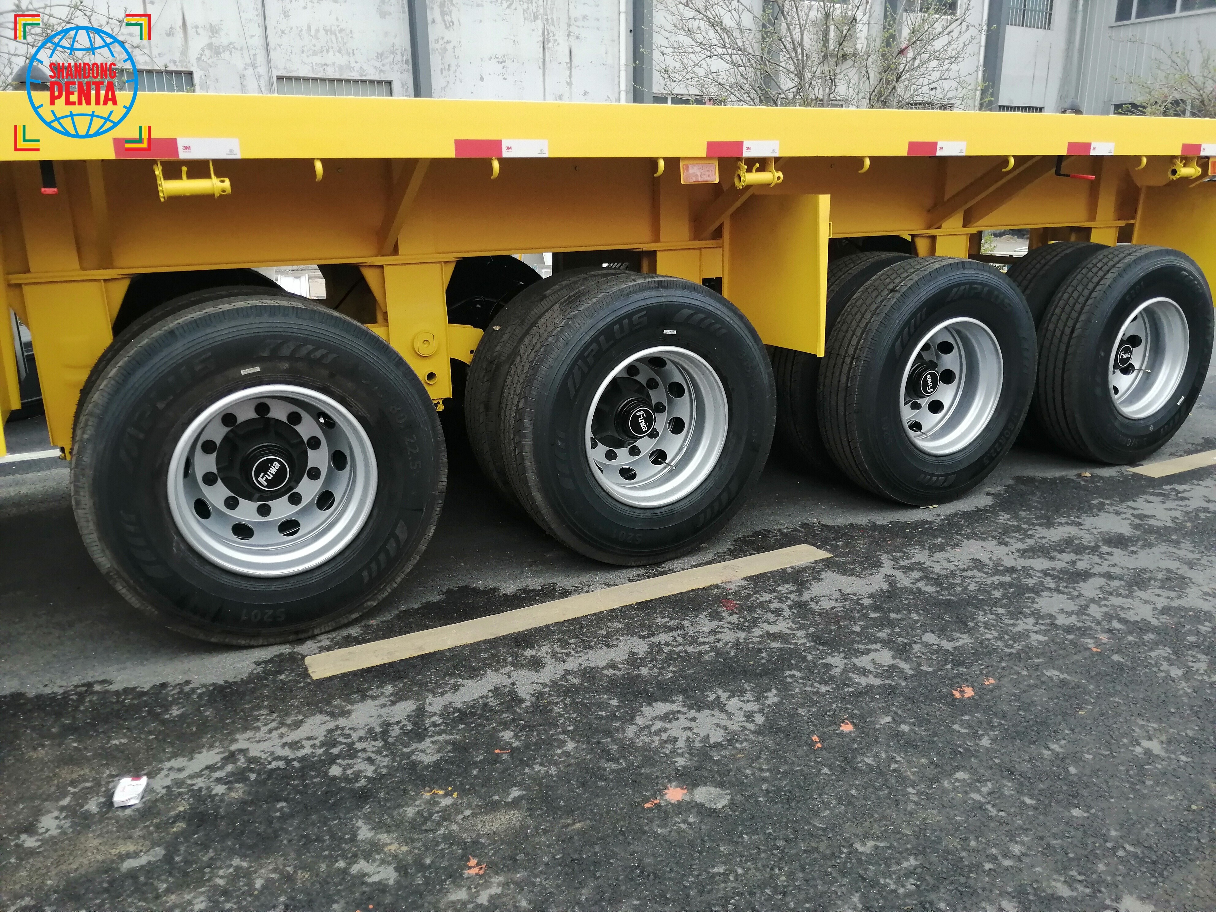 4-axis 40ft Flatbed With Front Windshield