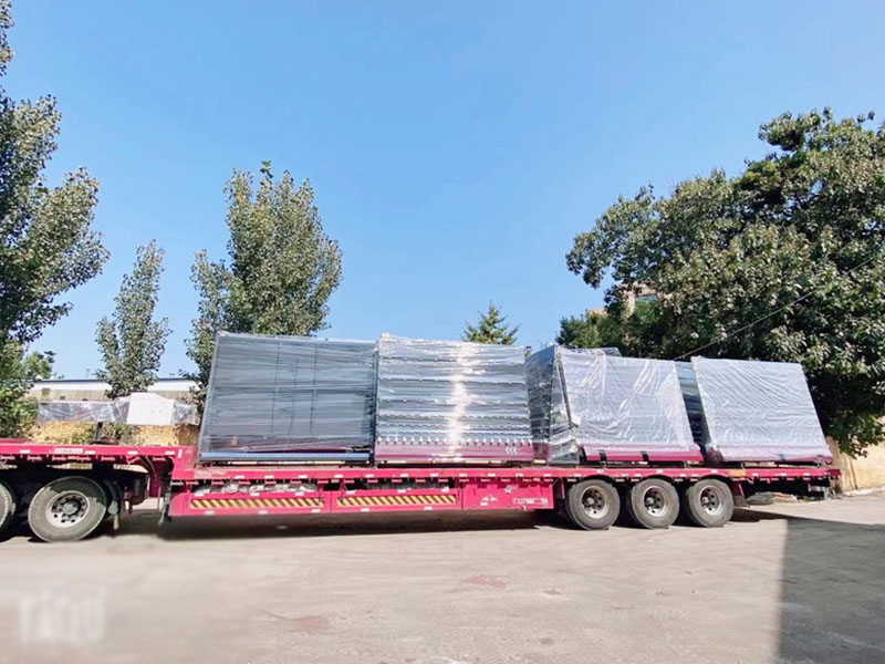 Loading and shipping