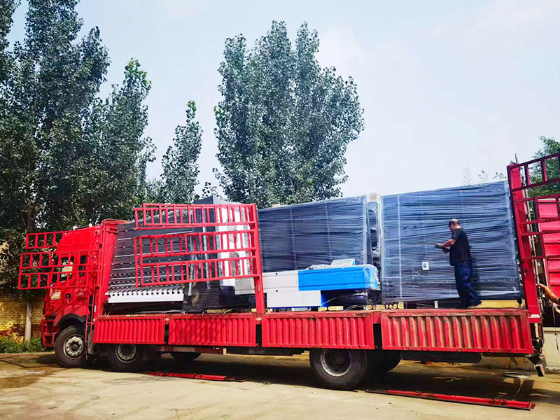Loading and shipping
