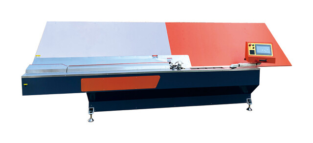 Fully automatic aluminum strip bending machine