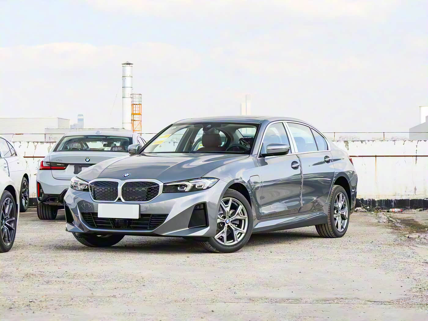 i3