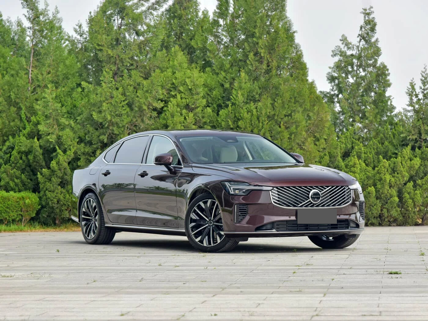 S90