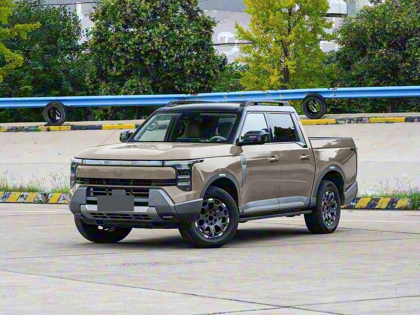 Frontier Pro PHEV