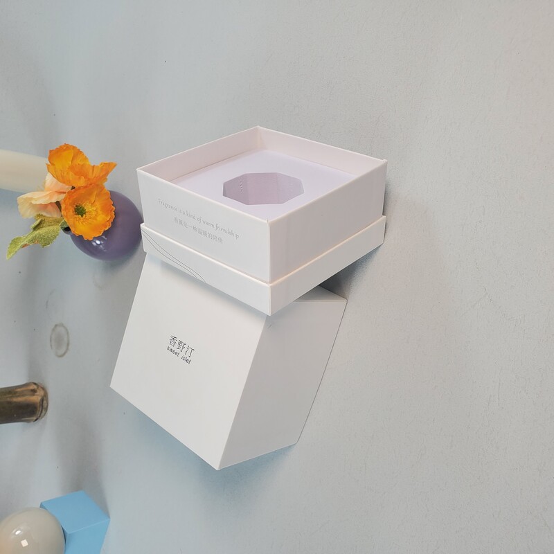 High-End Custom Printed Logo Skincare Magnetic Gift Box Hard Rigid Cardboard Folding Telescope Eyelash Packaging Perfume