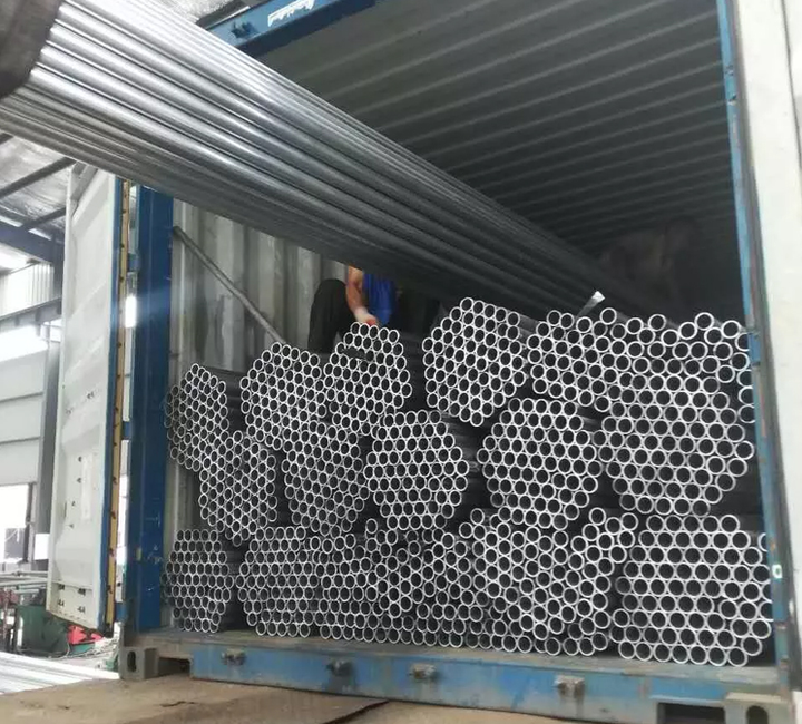350 tons of steel pipes shipped to Iraq