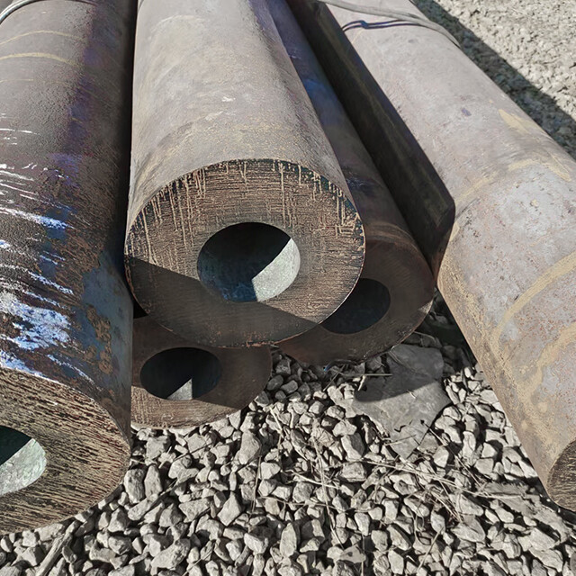  Hot Rolled Seamless Pipe