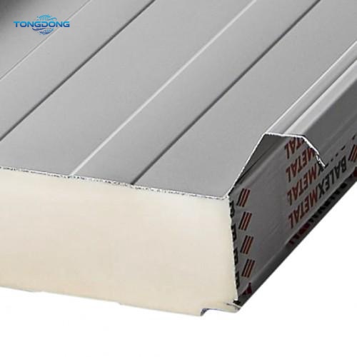 Polyurethane sandwich panel
