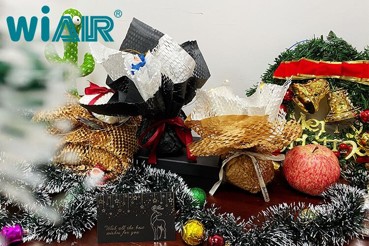 Merry Christmas And Happy New Year 2022! Honeycomb Paper Packaging Christmas Gifts Are Eco-Friendly And Beautiful!