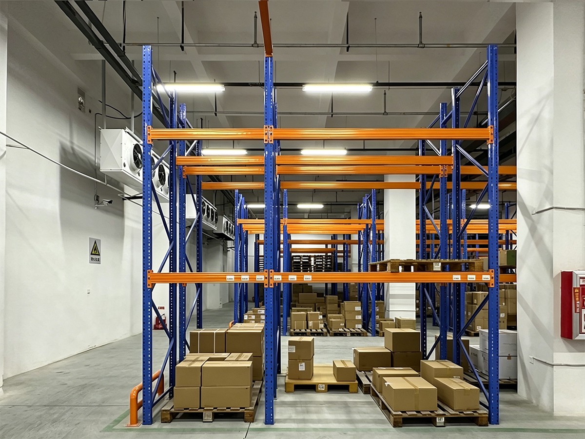 Cold  warehouse storage pallet racks