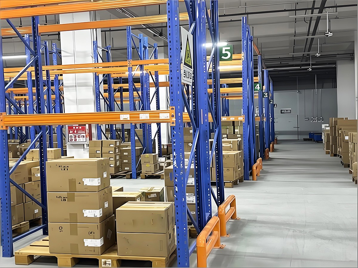 Cold  warehouse storage pallet racks