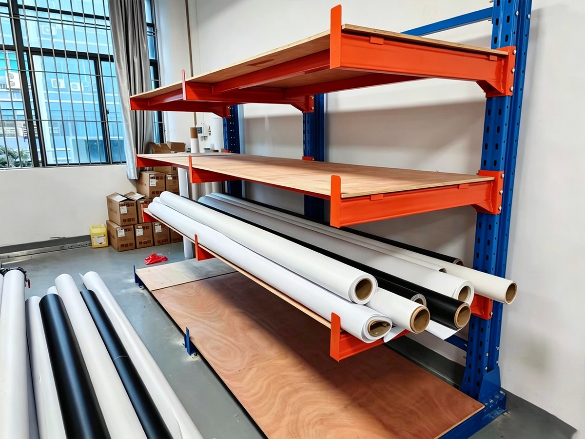 Single-sided heavy-duty cantilever rack
