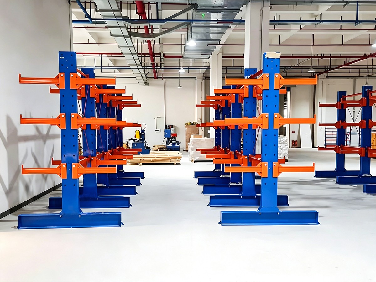 Double-sided cantilever rack