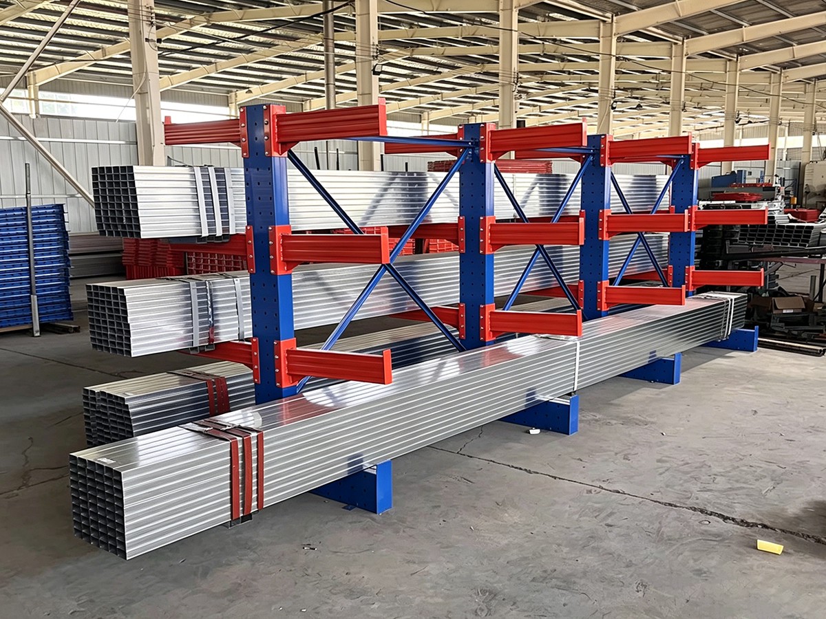 Double-sided cantilever rack