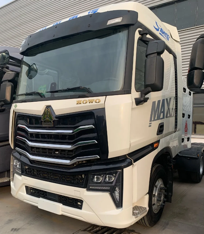 Second Hand 6X4 Tractor Truck HOWO Sinotruk 371 Price Sale