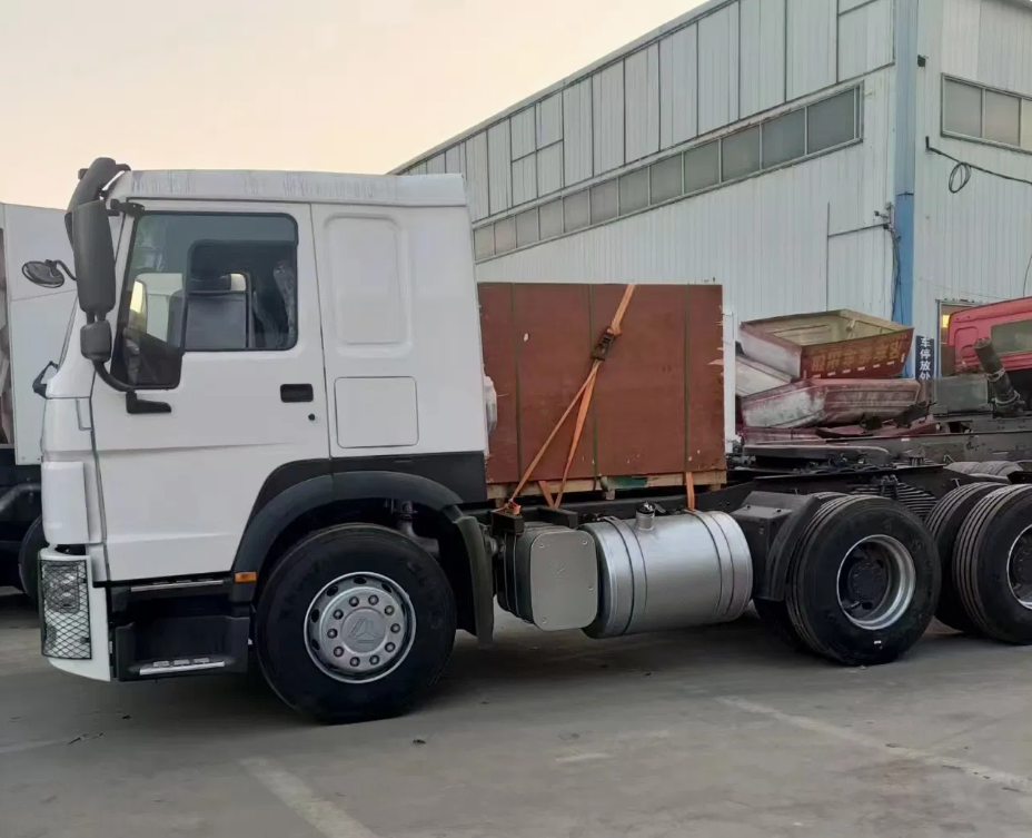 2014 - 2020 Sinotruck HOWO Tractor 371HP 375HP 40 50 60 100tons Used 10 Wheeler 6*4 Used HOWO Tractor Head Truck