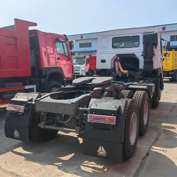 2014 - 2020 Sinotruck HOWO Tractor 371HP 375HP 40 50 60 100tons Used 10 Wheeler 6*4 Used HOWO Tractor Head Truck