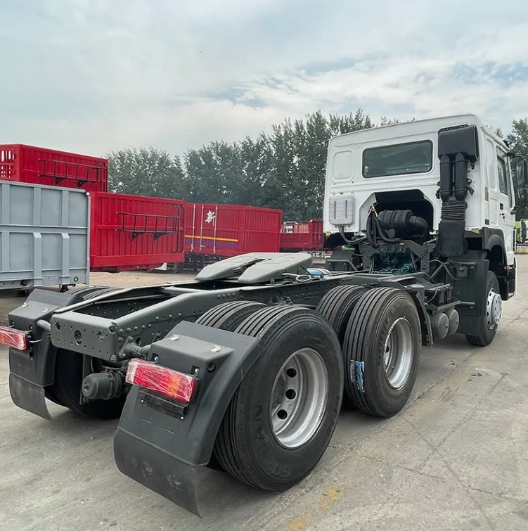 Used HOWO 2015 Tractor, 6X4 10 Wheels, Mining/Transport/Tractor/Trailer/Tipper/Dumper/Dump Truck Tractor Trucks