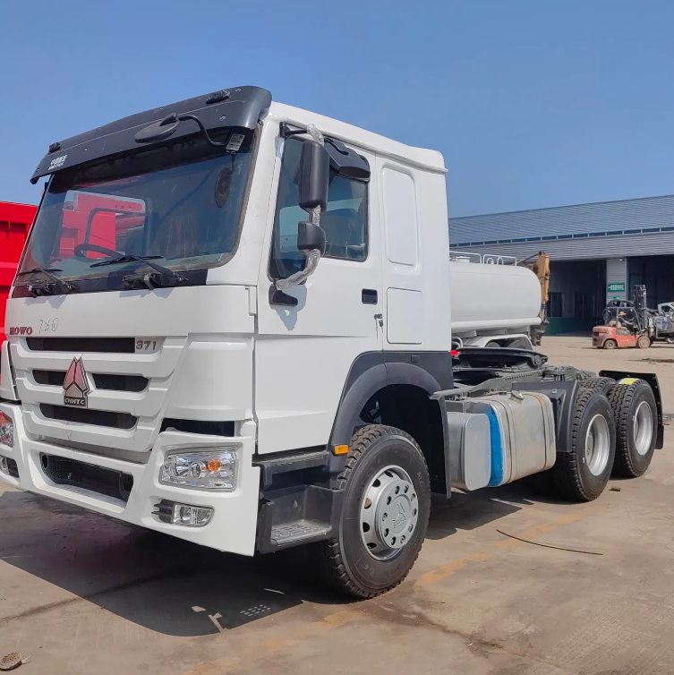 Used HOWO 2015 Tractor, 6X4 10 Wheels, Mining/Transport/Tractor/Trailer/Tipper/Dumper/Dump Truck Tractor Trucks