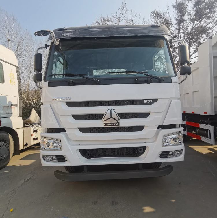 Used HOWO 2015 Tractor, 6X4 10 Wheels, Mining/Transport/Tractor/Trailer/Tipper/Dumper/Dump Truck Tractor Trucks