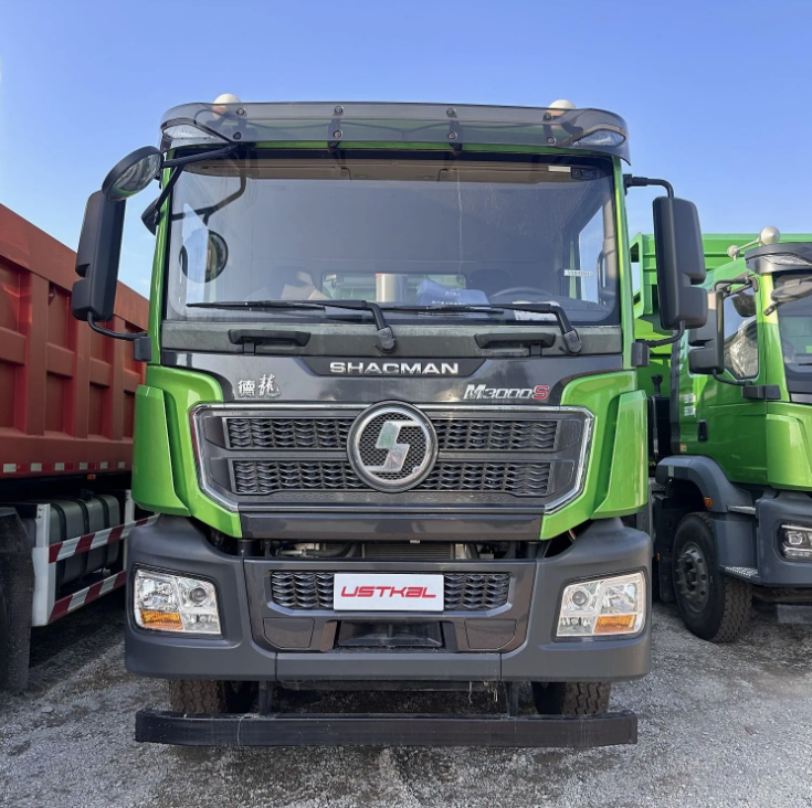 Sinotruk HOWO 8X4 Dump Truck 450HP 35ton Capacity Fast Export to Middle East